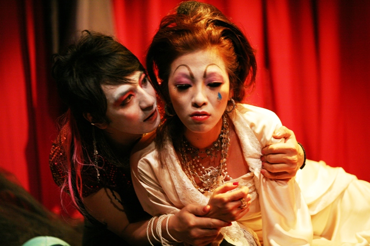 いばら館のろくでなしのヨウコさん