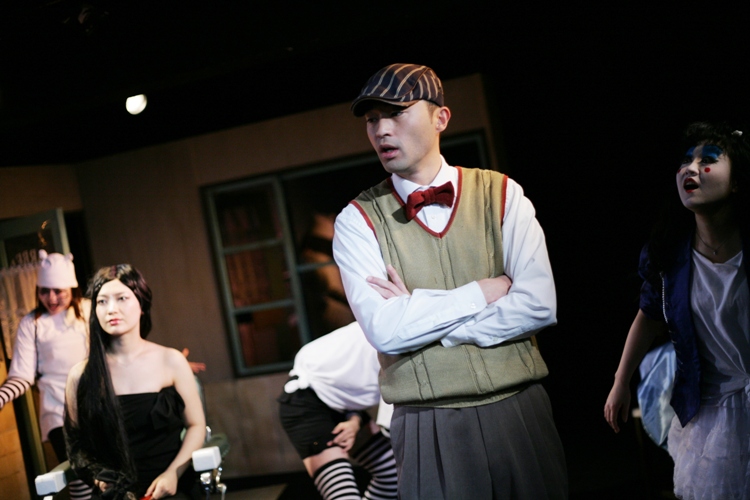 堕ちて逝く羊の寓話